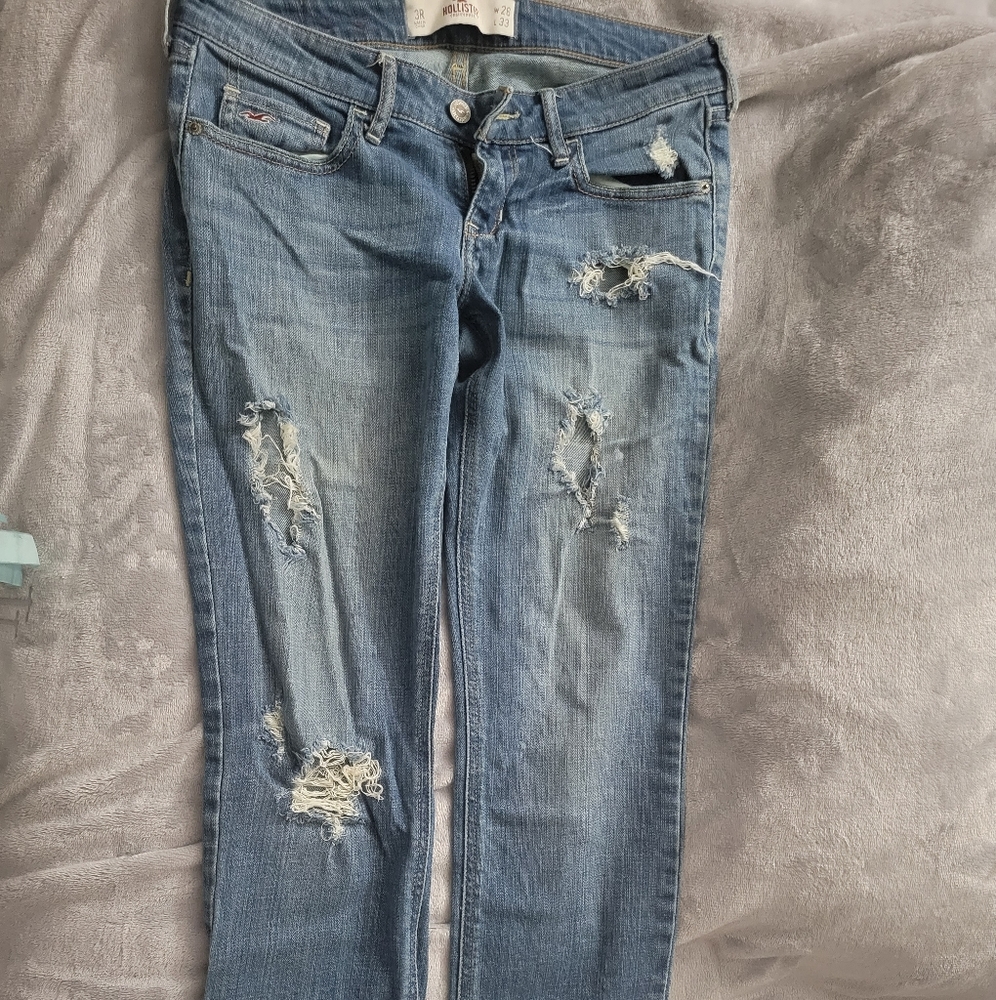 Hollister jeans size 3
